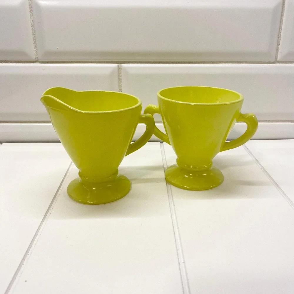 Vintage Hazel Atlas Chartreuse Cream and Sugar Set